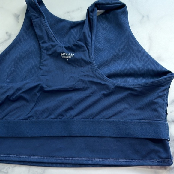 Athleta Conscious Crop Embossed Sports Bra Navy Blue Size Large - Picture 11 of 15